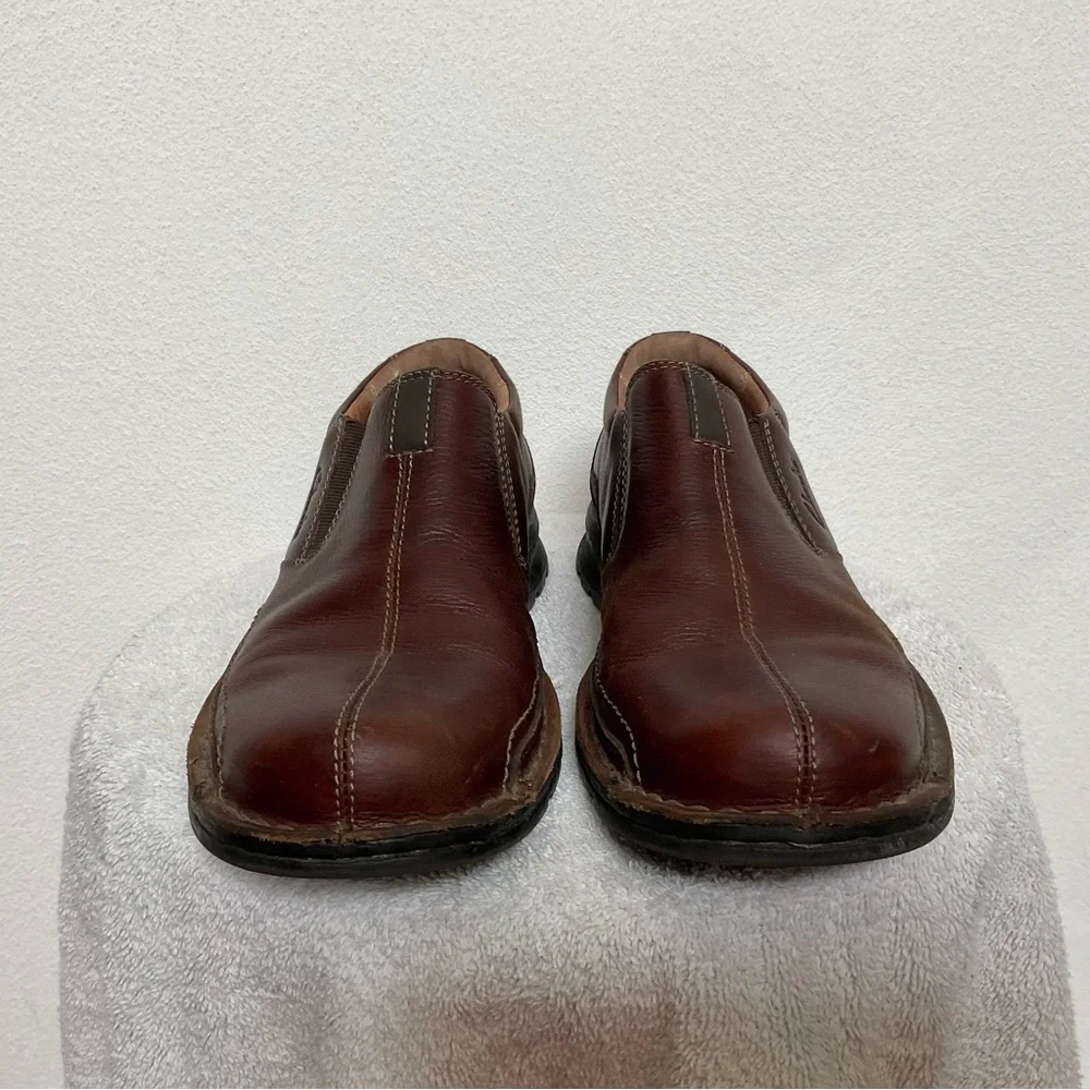 NWOT Clarks Brown Oily Vue Leather Upper Slip On Dress Shoe Men's Size 9M